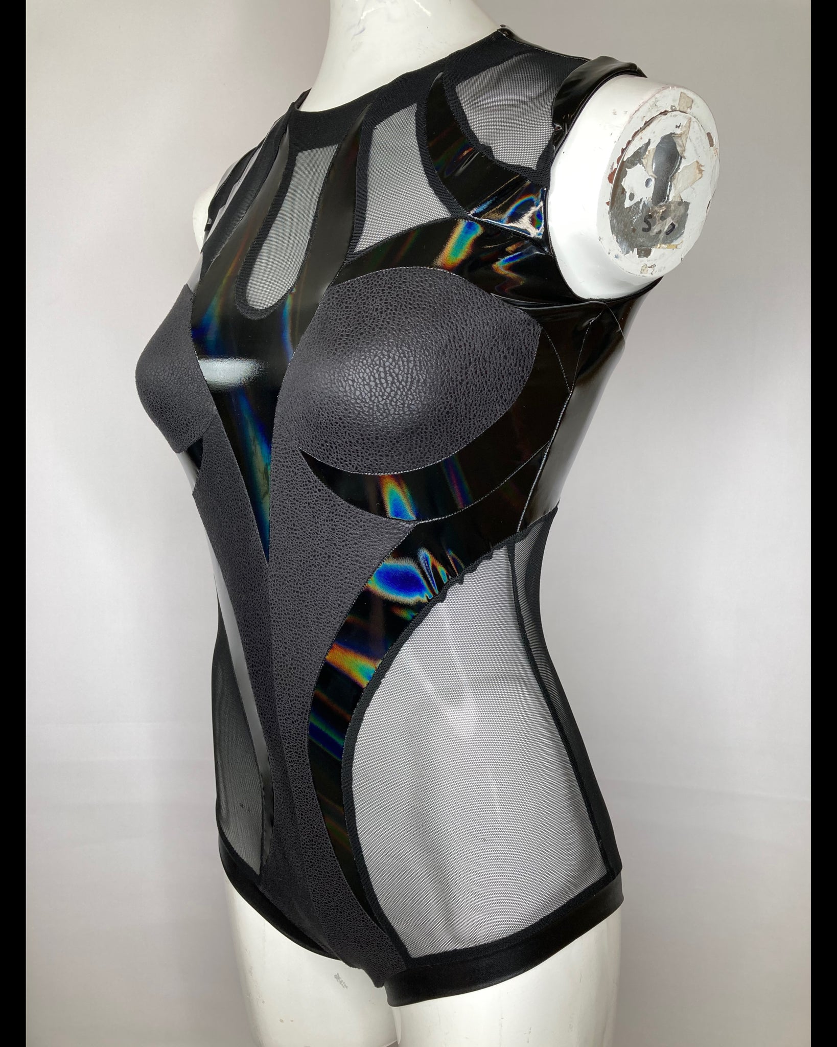 'X-Maya' Body in Black