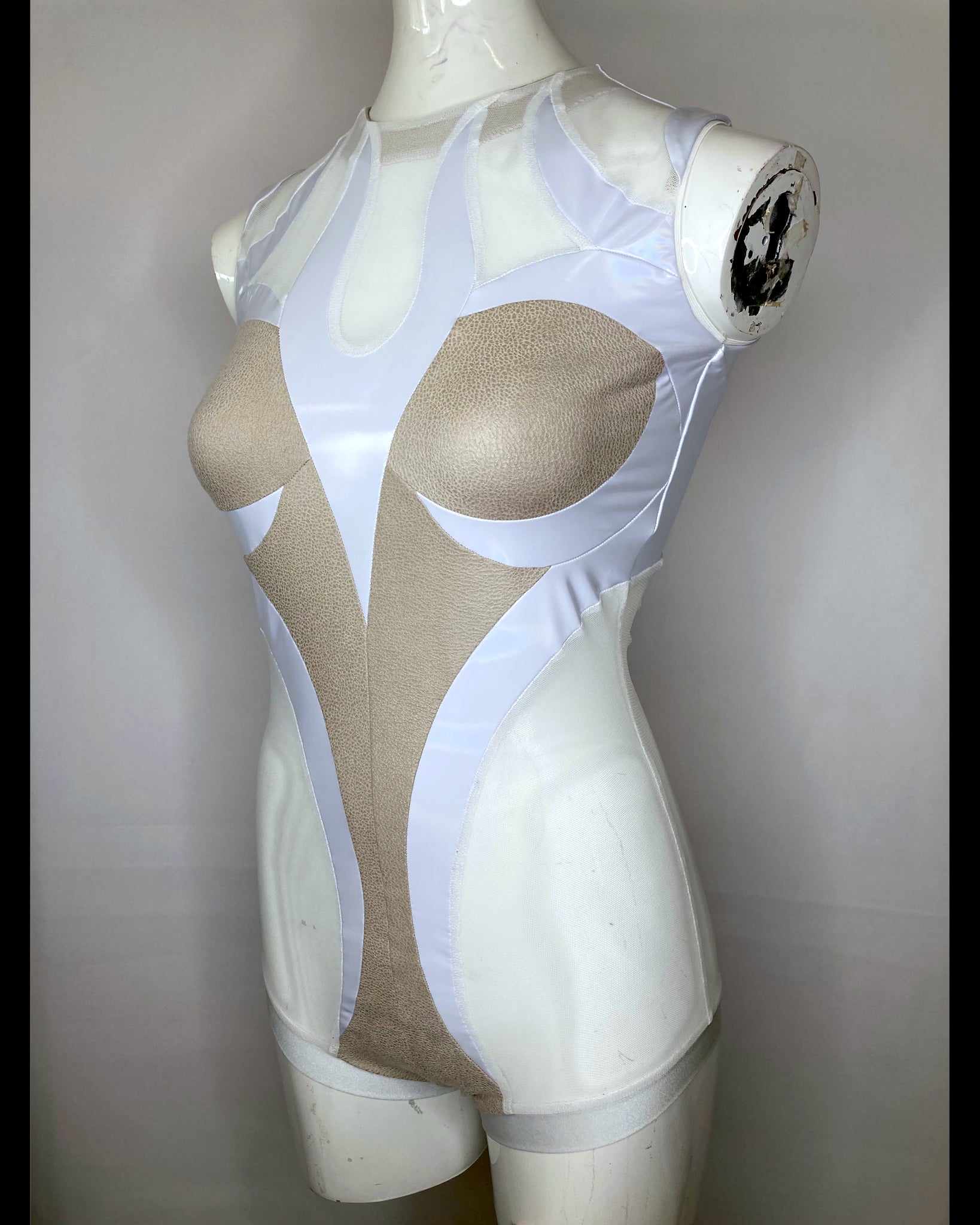 'X-Maya' Body in White